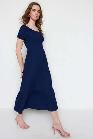 Trendyol Navy Blue Carmen golier A-line maxi pletené šaty