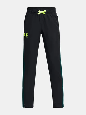 Čierne chlapčenské tepláky Under Armour UA Sportstyle Woven Pants-BLK