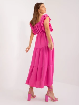 Dark pink dress with ruffles and elastic waistband