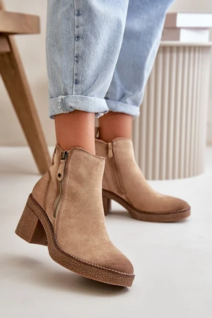 Insulated women's ankle boots with heels made of eco-suede beige Velarilla