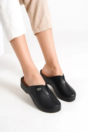 Capone Outfitters Mules - Black - Flat