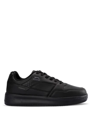 Slazenger LEVSKI Sneakers Men's Shoes Black / Black