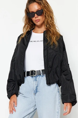 Trendyol čierny oversized bomber bundový kabát