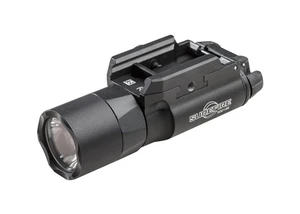 Zbraňové svietidlo X300 Ultra SureFire® – Čierna (Farba: Čierna)