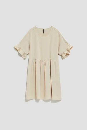 Dress with frill on the sleeve