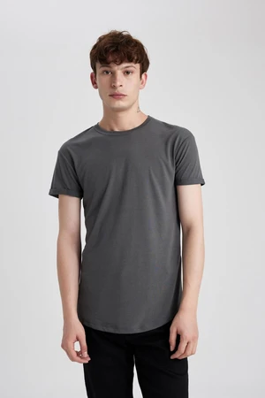 DEFACTO Long Muscle Fit Crew Neck Basic Short Sleeve T-Shirt