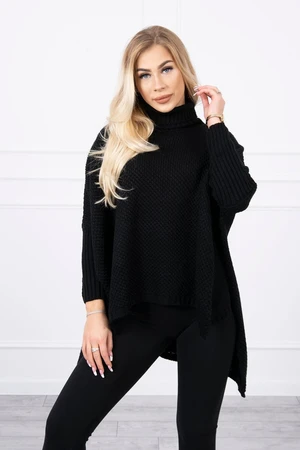 Turtleneck sweater and black side slits