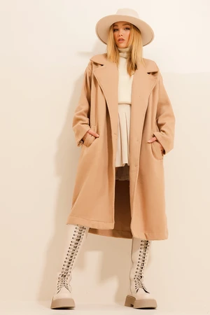 Trend Alaçatı Stili Women Camel Cachet Unlined Long Coat