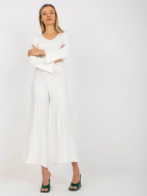 Ecru wide knitted trousers with high waist