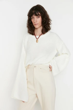 Trendyol Ecru Crop Spanish Sleeve Knitwear Sweater