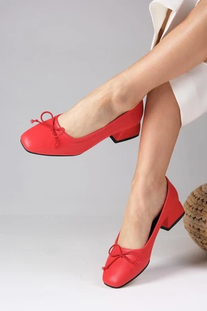 Mio Gusto Bellamy Red Color Bow Detailed Women's Low Heeled Shoes