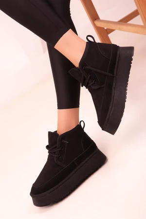 Soho Black Suede Women's Boots & Booties 18352