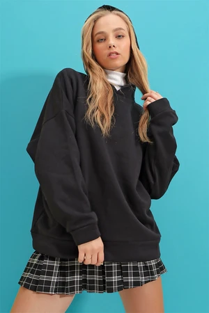 Trend Alaçatı Stili Women's Black Hooded Oversized Chunky Hips 3 Thread Framed Sweatshirt