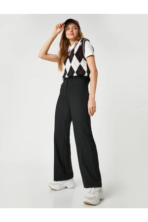 Koton Basic Fabric Trousers, Straight Legs, Zipper Closure with Buttons.