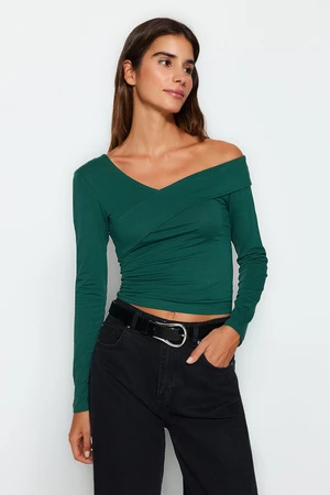 Trendyol Smaragdově Zelený Bavlněný Crop Top s Volánky