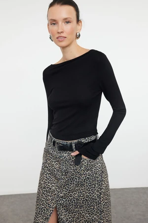 Trendyol Black Boat Neck Slim/Fitting Regular Length Knitted Blouse