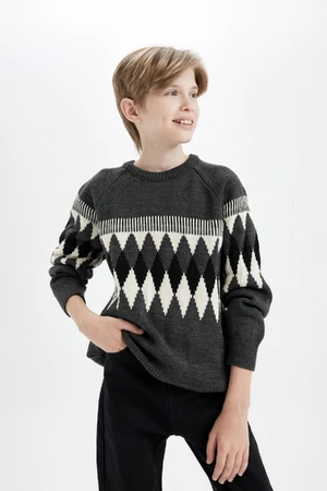 DEFACTO Boy Regular Fit Crew Neck Diamond Patterned Knitwear Sweater