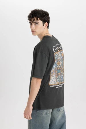 DEFACTO Comfort Fit Crew Neck Back Printed Short Sleeve T-Shirt