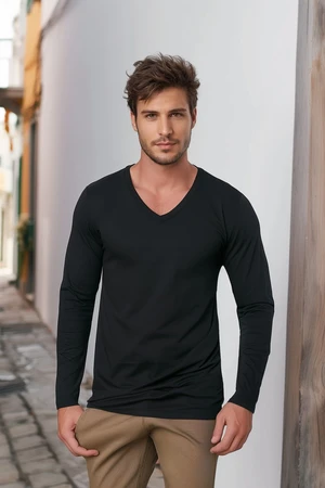 Trendyol Black Slim/Slim Fit V Neck 100% Cotton T-shirt