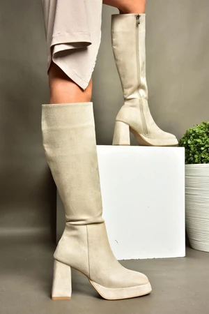 Fox Shoes R282230102 Women's Beige Suede Thick Heeled Boots