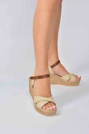 Fox Shoes Women's Beige Linen Wedge Heels.