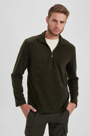 DEFACTO Regular Fit Long Sleeve Sweatshirt