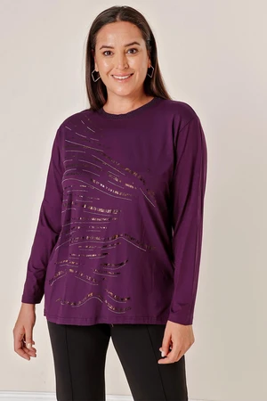 By Saygı Plus Size Blouse With Stone Print And Foils On The Front With Long Sleeves.