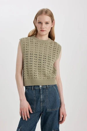 DEFACTO Relax Fit Crew Neck Crochet Sweater