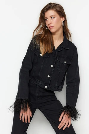 Džínová bunda Trendyol Black Pile Trucker Crop