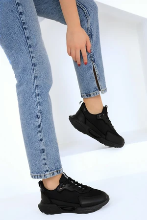 Soho Women's Black-Black Sneakers 19007