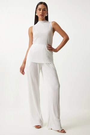 Happiness İstanbul Women's White Pleated Sleeveless Knitted Blouse Palazzo Pants Set