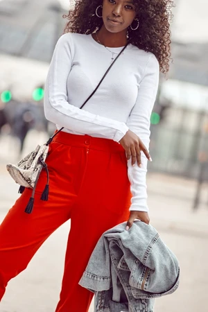 Complete set of women's trousers with pleats and blouses in red-white