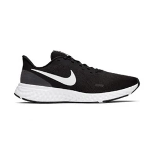 Nike revolution 5