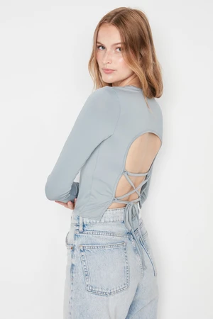 Trendyol Gray Knitted Blouse with Back Detail, Fitted Crew-neck Flexible Crop