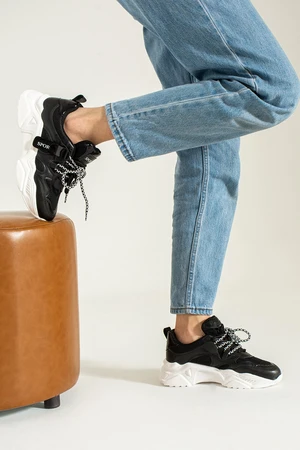 İnan Ayakkabı Women's Black Sneakers