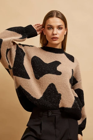 Patterned sweater