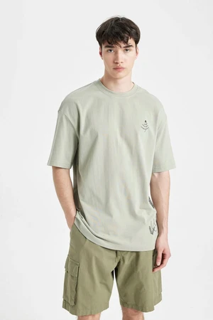 DEFACTO Comfort Fit Crew Neck Printed Short Sleeve T-Shirt