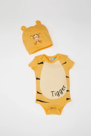 DEFACTO Baby Boy Newborn Disney Winnie The Pooh Envelope Collar Combed Cotton Short Sleeve Snap Body Hat Set of 2