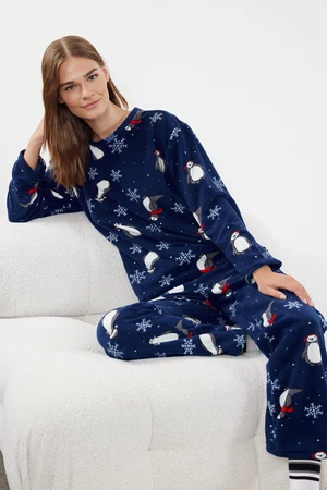 Trendyol Navy Blue Penguin/Winter Patterned Polar Fleece Knitted Pajama Set