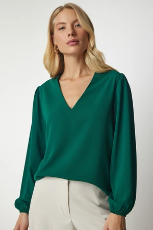 Happiness İstanbul Women's Emerald Green V-Neck Crepe Blouse