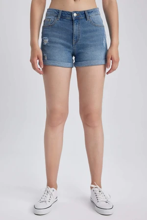 DEFACTO Normal Waist Folded Leg Short