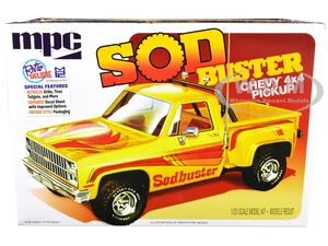 Skill 2 Model Kit 1981 Chevrolet 4x4 Stepside Pickup Truck "Sod Buster" 1/25 Scale Model by MPC