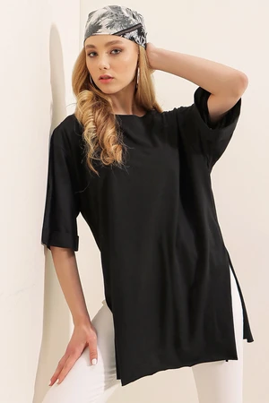 Bigdart 4123 Oversized T-Shirt with a slit - Black