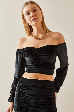 XHAN Black Off Shoulder Gathered Velvet Crop Blouse