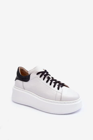 Women's leather sports shoes on the White Lemar platform