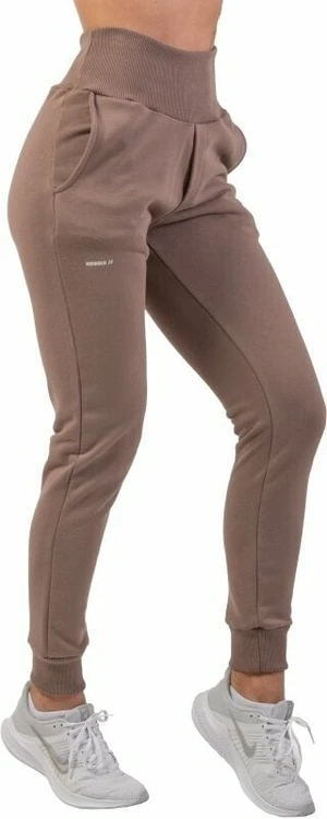 Nebbia High-Waist Loose Fit Sweatpants "Feeling Good" Brown S Fitness nohavice