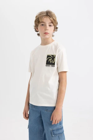 DEFACTO Boy&#39;s Crew Neck Printed Short Sleeve T-Shirt