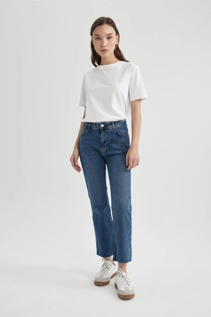 DEFACTO Crop Flare Fit Normal Waist Cut Off Ankle Length Jeans