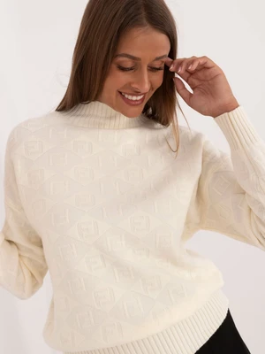 Ecru turtleneck sweater with long sleeves