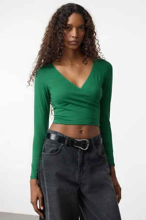 Trendyol Emerald Green Deep Double Breasted Lace Detailed Long Sleeve Crop Cotton Flexible Knit Blouse